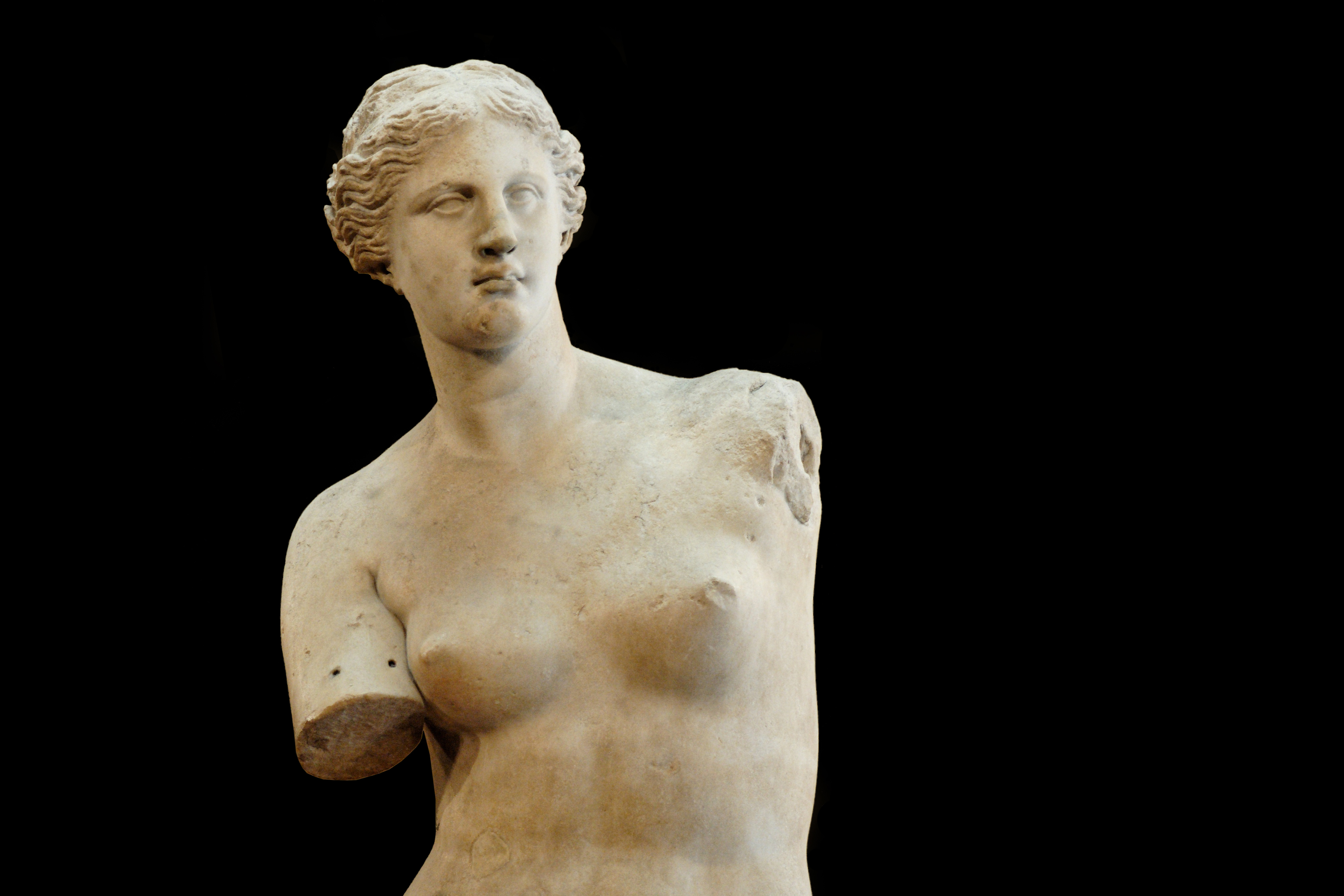 Venus-de-Milo-Louvre-